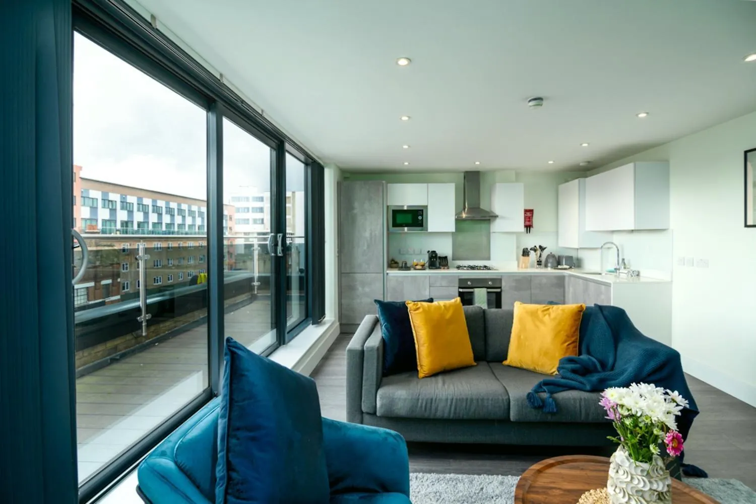 Apartament Hive - City East Londyn