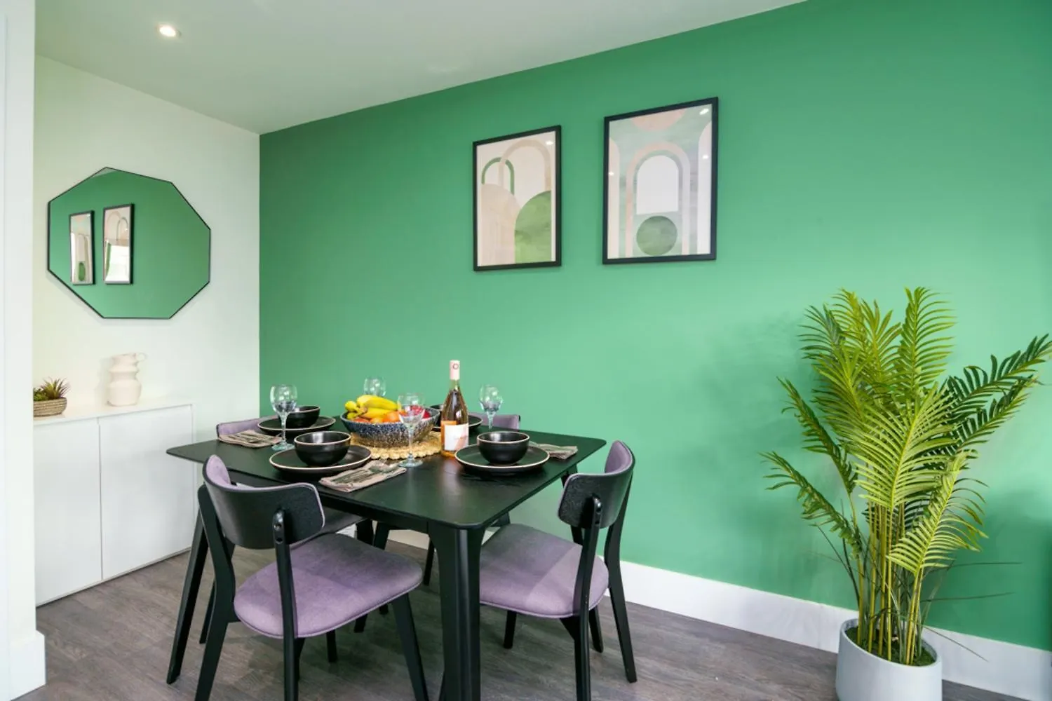 Hive - City East London Apartment